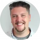Chris Nelson male voiceover headshot