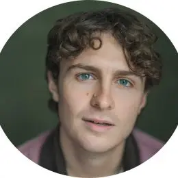 Hamish Llyod Barnes Headshot Male Voiceover Artist UK RP London