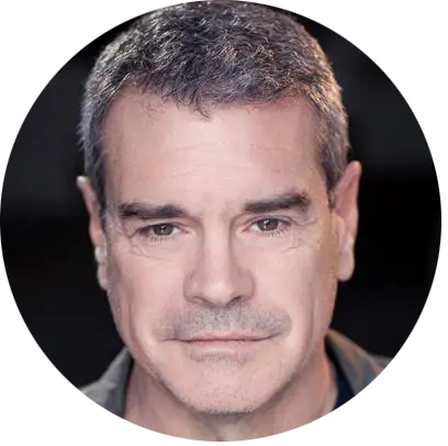 Mark Arnold US voiceover headshot